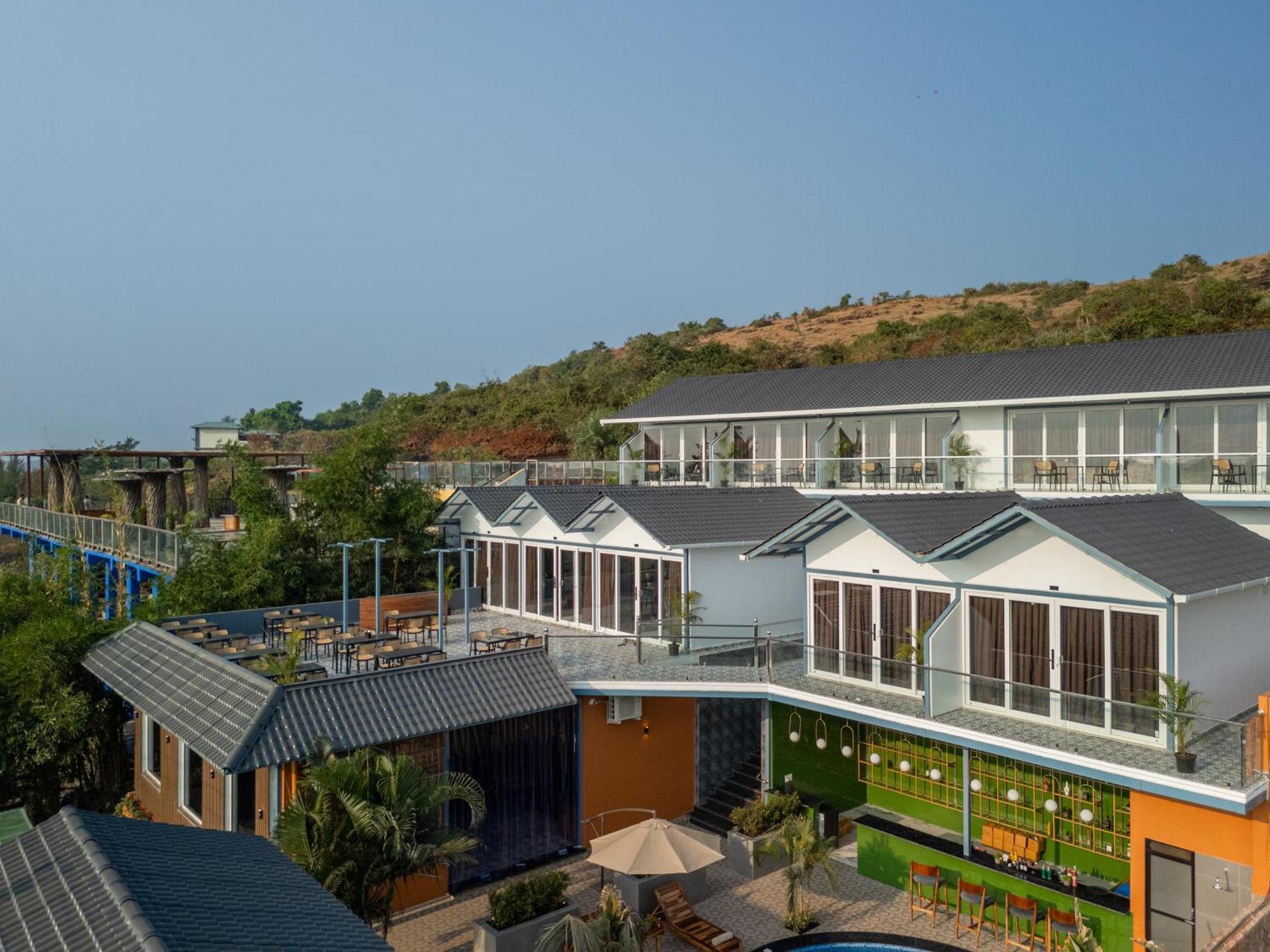 The Hosteller Goa, มานเดรม ภายนอก รูปภาพ
