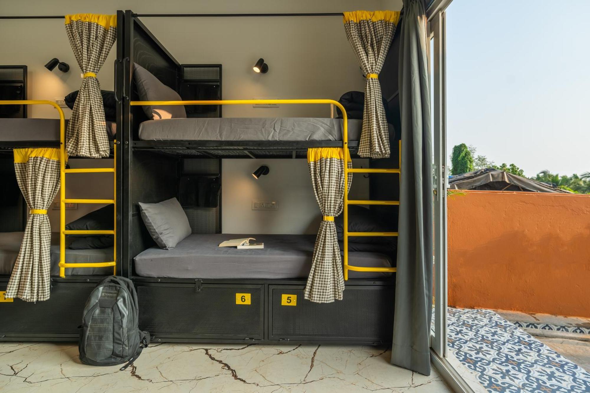 The Hosteller Goa, มานเดรม ภายนอก รูปภาพ