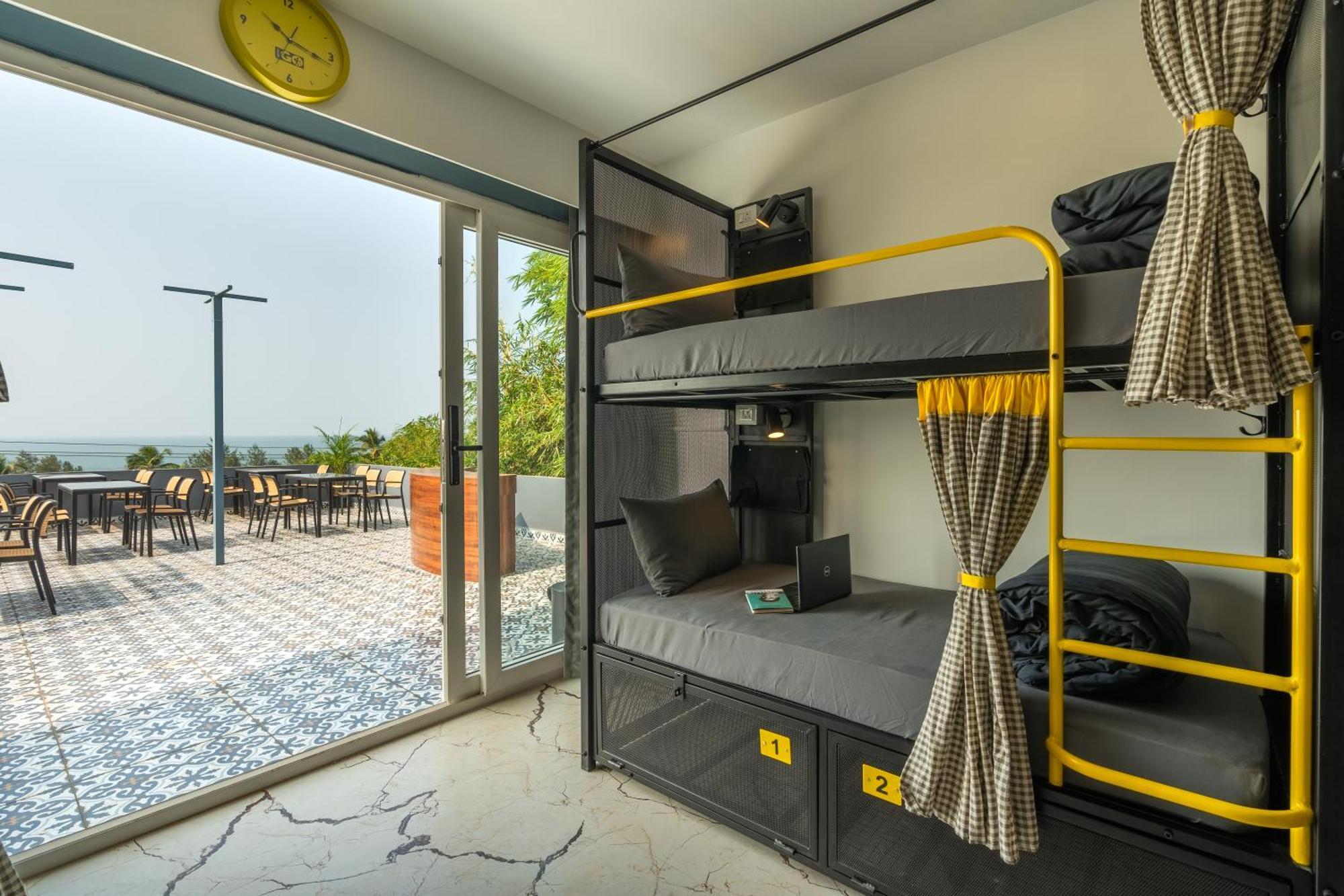 The Hosteller Goa, มานเดรม ภายนอก รูปภาพ
