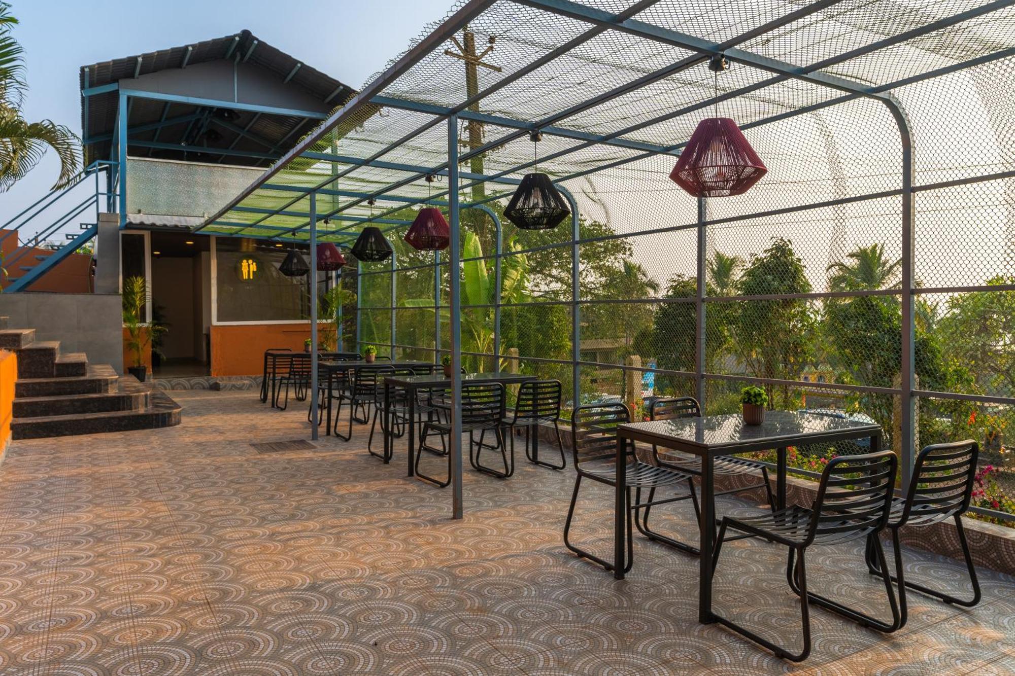 The Hosteller Goa, มานเดรม ภายนอก รูปภาพ