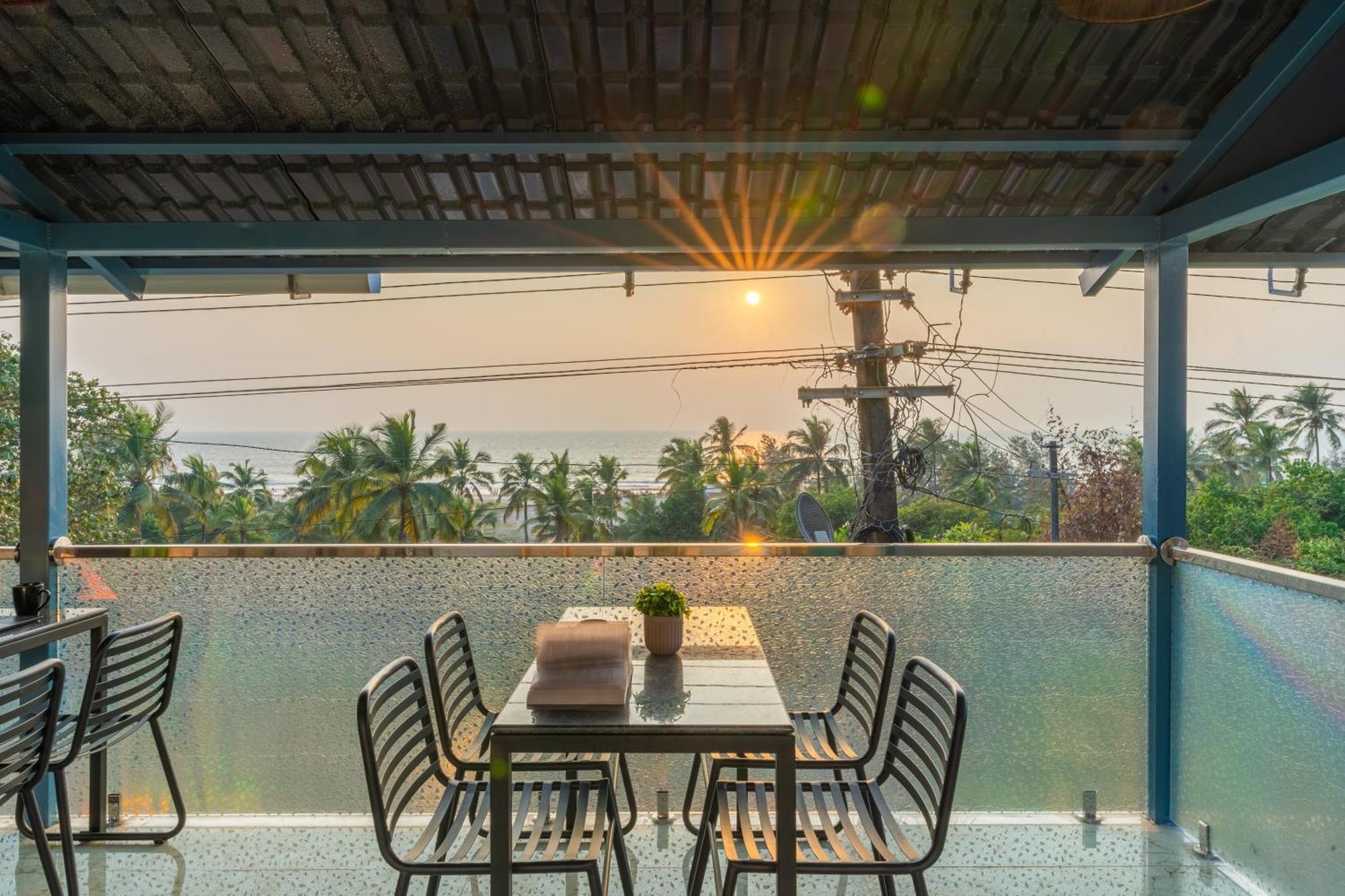 The Hosteller Goa, มานเดรม ภายนอก รูปภาพ