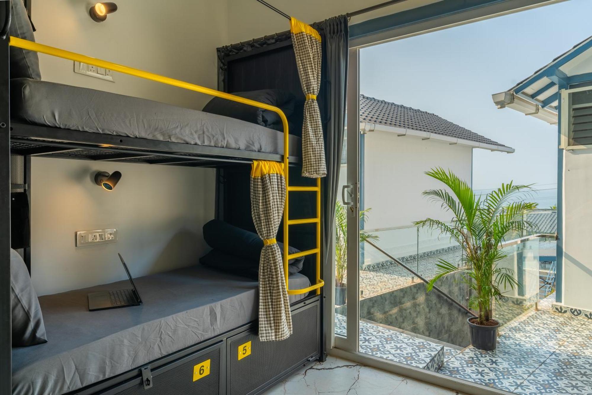 The Hosteller Goa, มานเดรม ภายนอก รูปภาพ
